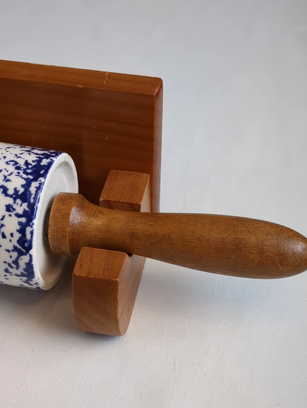Rolling Pin With Wooden Handles And Wooden  Holder Display Hanger